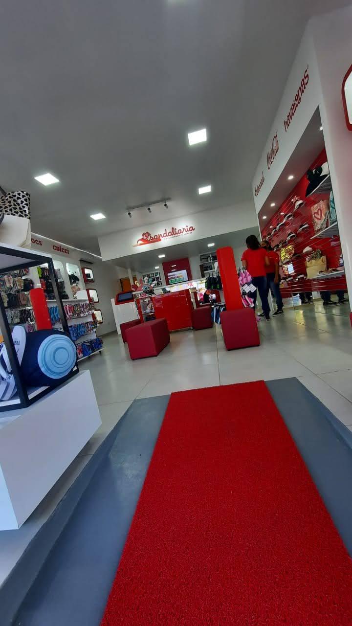 logo franquia SANDALIARIA DOURADOS