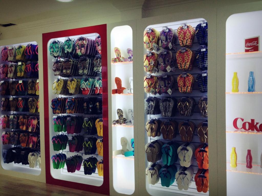 logo franquia SANDALIARIA SERRA